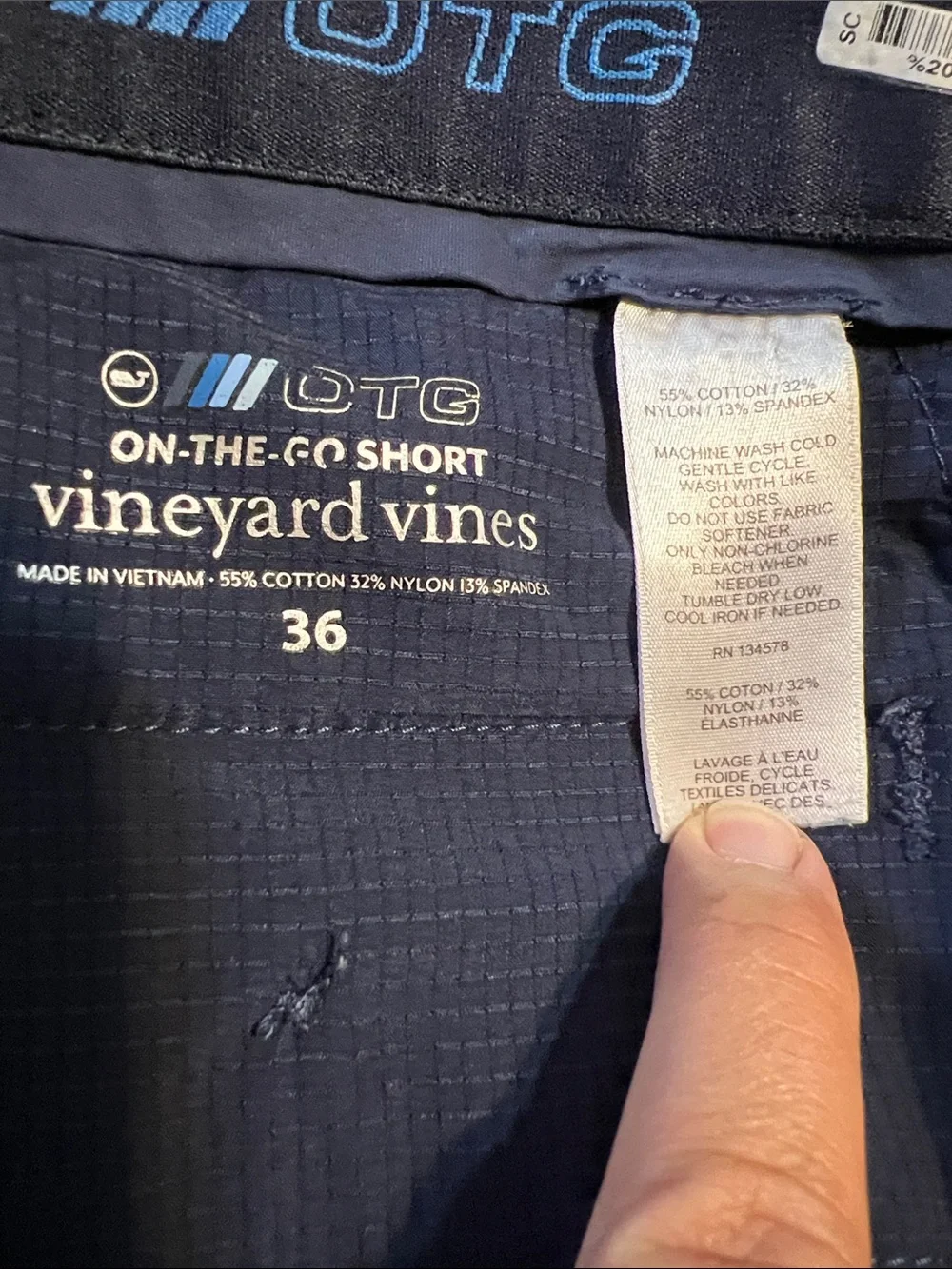 Vineyard Vines On the Go Men's Navy Flat-Front Shorts